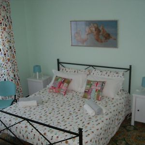 Camera con letto king size